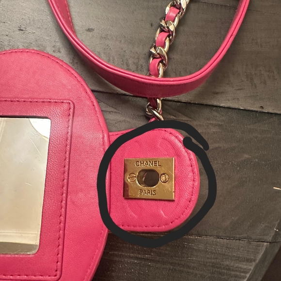 Chanel Fuchsia Quilted Crossbody Bag - Picture 2 of 7